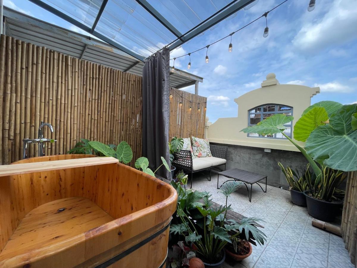 Central Old Town Cottage 曼谷 外观 照片