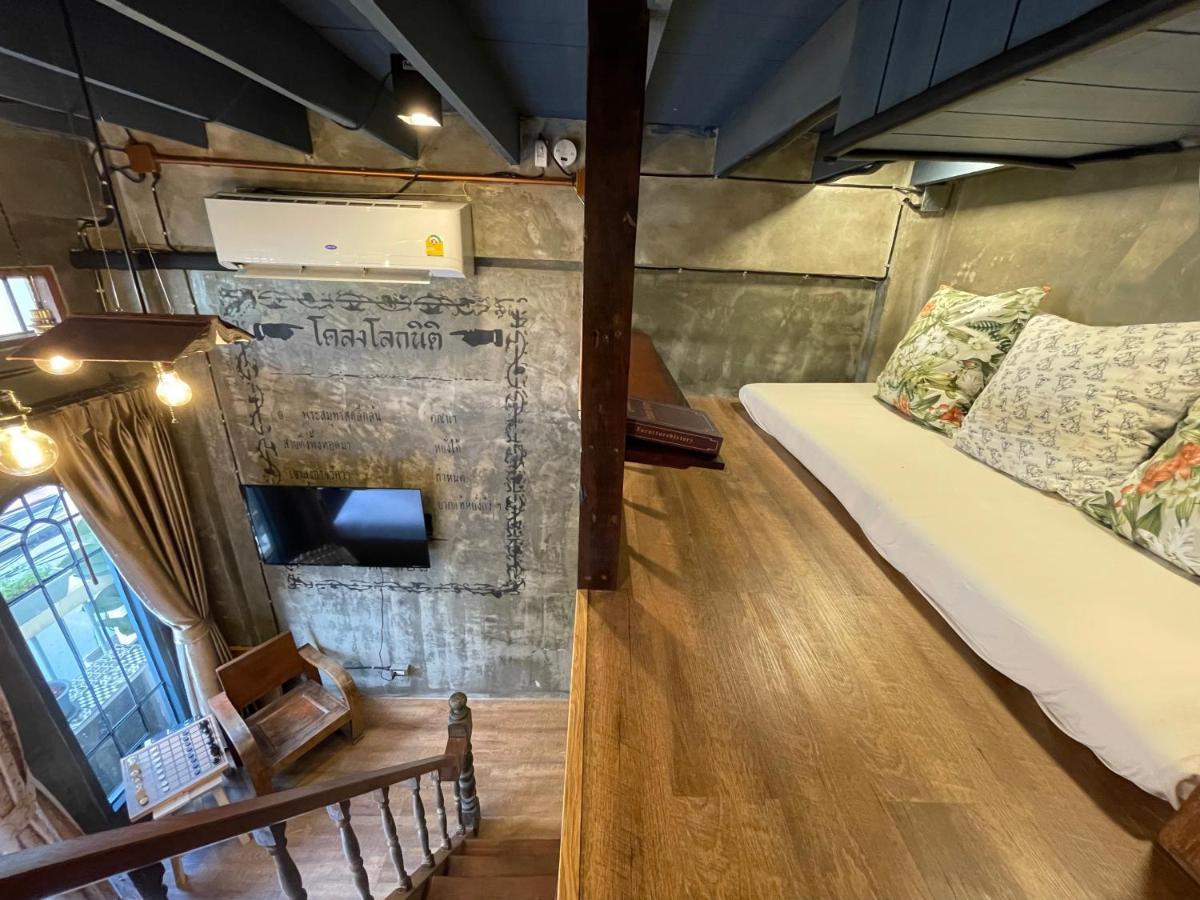 Central Old Town Cottage 曼谷 外观 照片