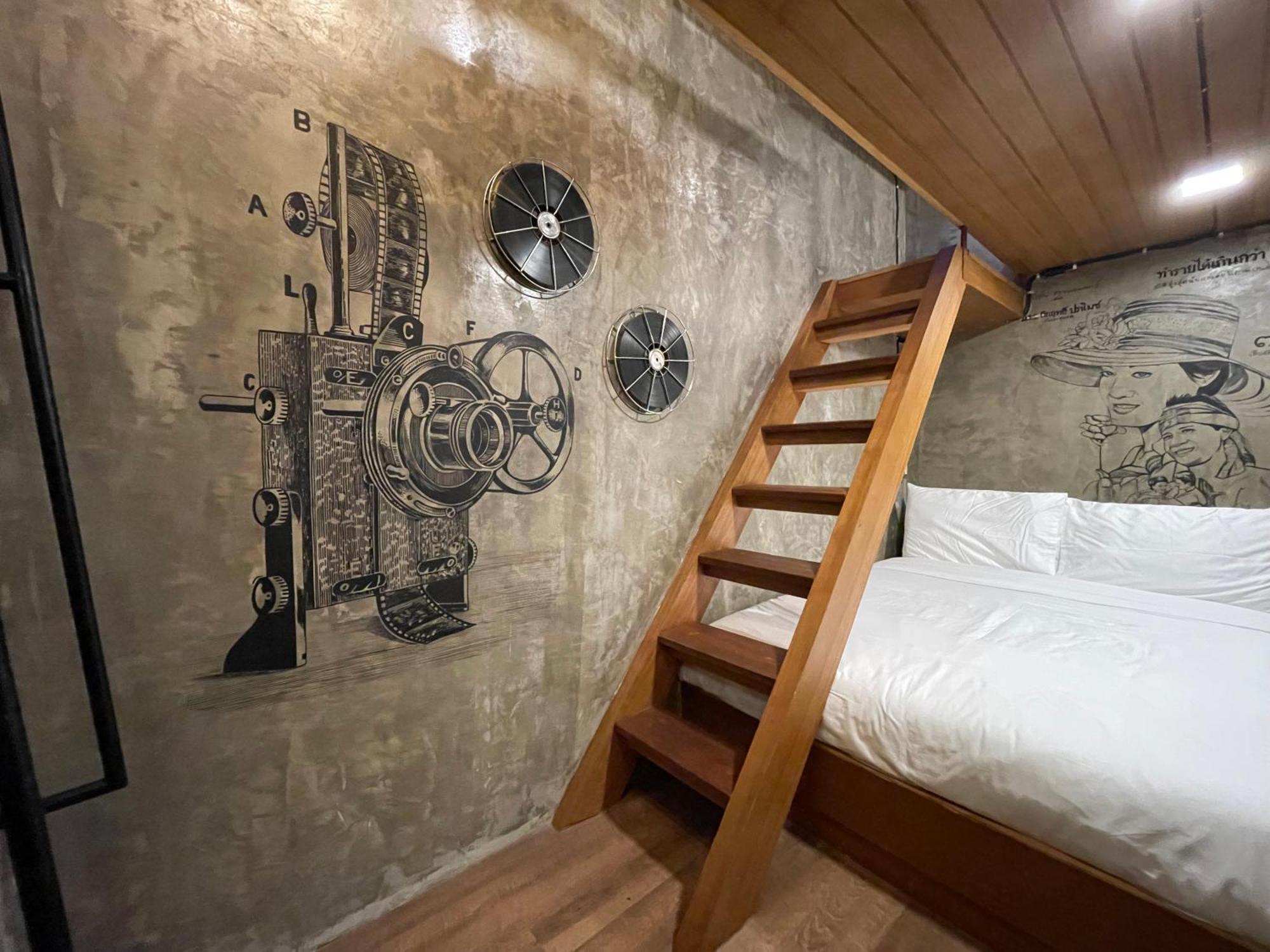 Central Old Town Cottage 曼谷 外观 照片