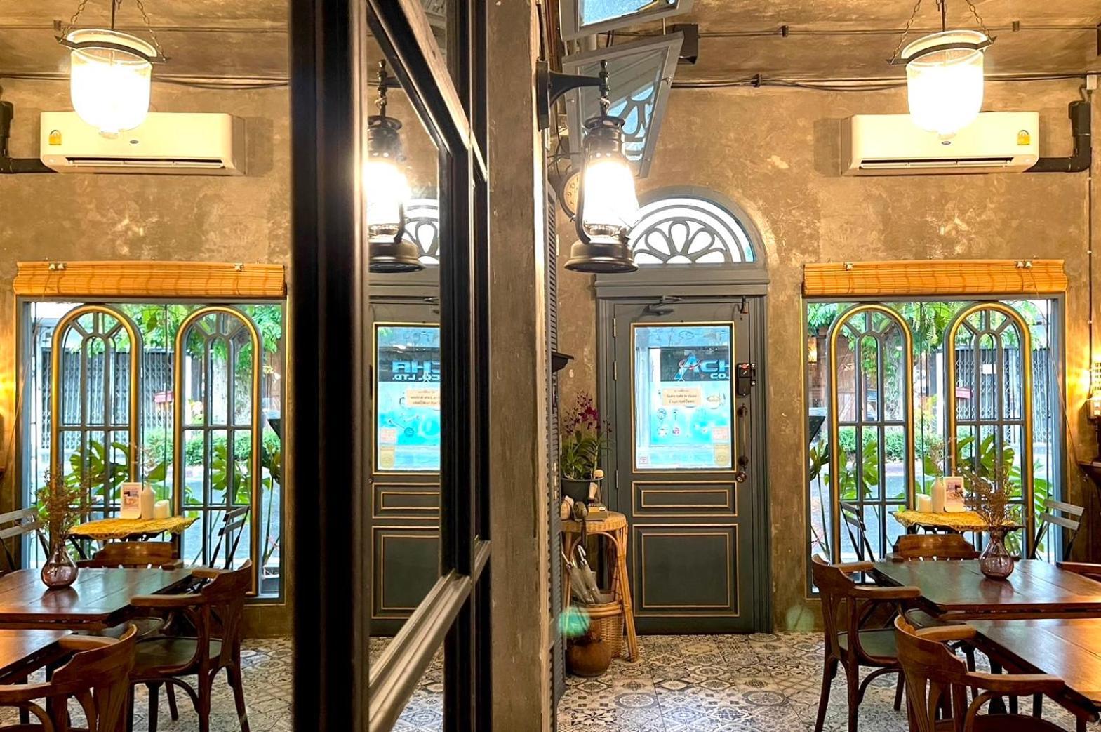 Central Old Town Cottage 曼谷 外观 照片
